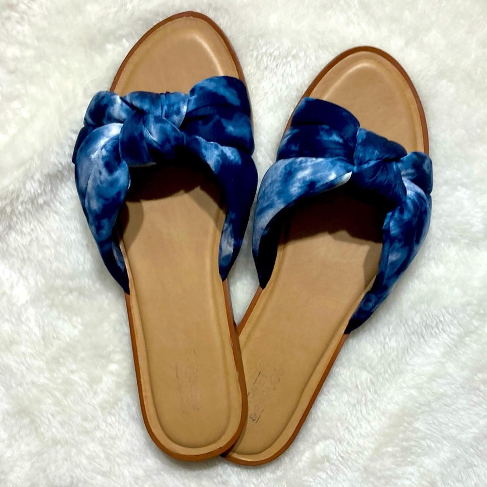Market & Spruce Knot Blue Tie Dye Sandals | Women’s Size 8.5